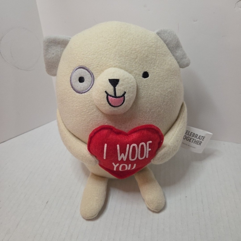 Celebrate Together Valentine's Day‎ Dog Heart Hug"I Woof You" Shelf Decor/New